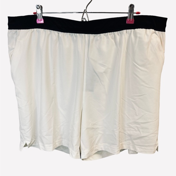 Adidas Axis Woven 6” Training Gym Shorts Chalk White HZ3342 Mens Size 2XL - Picture 6 of 10